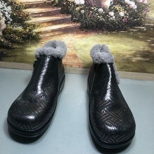 Alegria womens boots sz 39